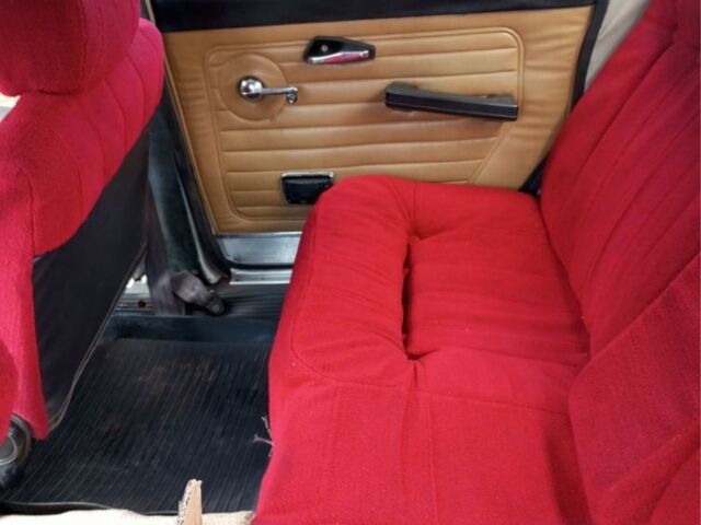 Бежевый ГАЗ 24, объемом двигателя 2.5 л и пробегом 28 тыс. км за 596 $, фото 5 на Automoto.ua