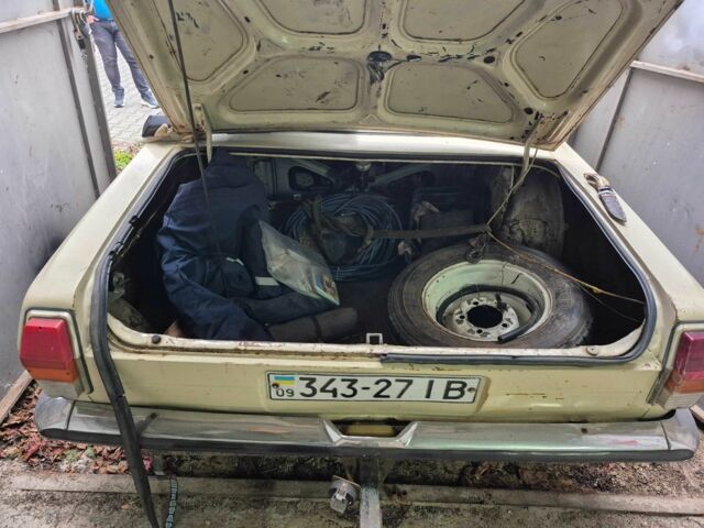 Бежевый ГАЗ 24, объемом двигателя 2.4 л и пробегом 179 тыс. км за 800 $, фото 4 на Automoto.ua