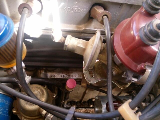 Бежевий ГАЗ 24, об'ємом двигуна 2.4 л та пробігом 110 тис. км за 5000 $, фото 4 на Automoto.ua