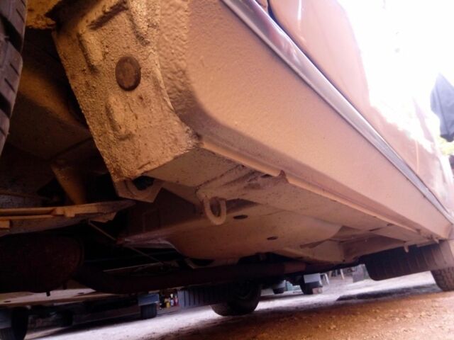 Бежевий ГАЗ 24, об'ємом двигуна 2.4 л та пробігом 110 тис. км за 5000 $, фото 5 на Automoto.ua