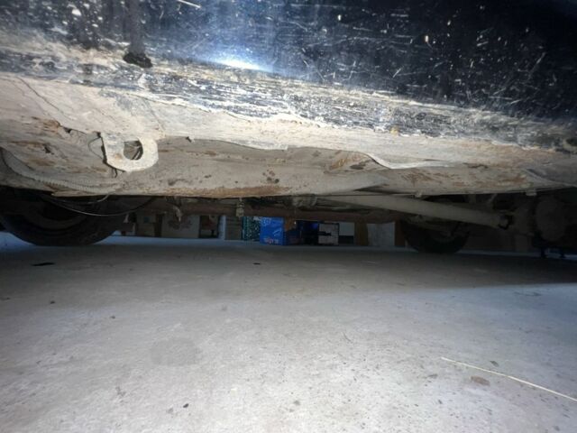 Черный ГАЗ 24, объемом двигателя 2.4 л и пробегом 222 тыс. км за 899 $, фото 6 на Automoto.ua