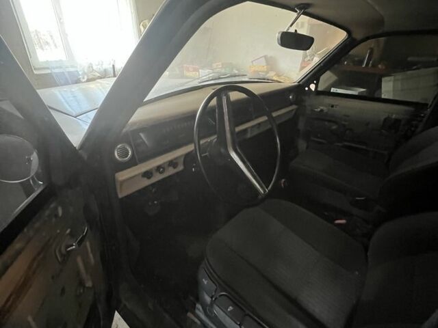 Черный ГАЗ 24, объемом двигателя 2.4 л и пробегом 222 тыс. км за 899 $, фото 1 на Automoto.ua