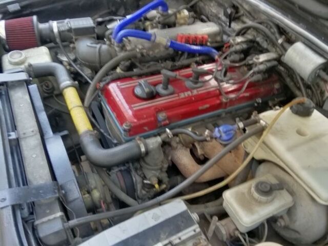 Черный ГАЗ 24, объемом двигателя 2.4 л и пробегом 400 тыс. км за 2500 $, фото 5 на Automoto.ua