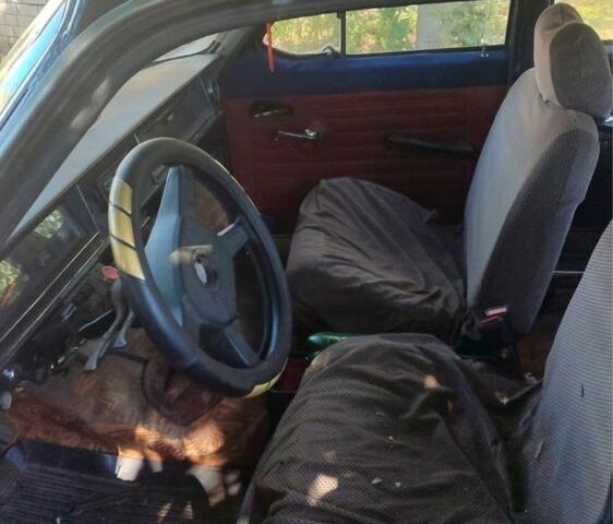 Чорний ГАЗ 24, об'ємом двигуна 2.45 л та пробігом 186 тис. км за 486 $, фото 4 на Automoto.ua
