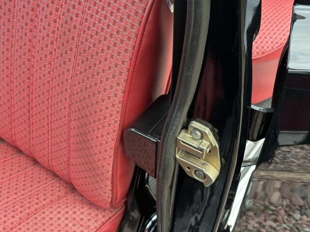 Черный ГАЗ 24, объемом двигателя 0 л и пробегом 25 тыс. км за 22000 $, фото 14 на Automoto.ua