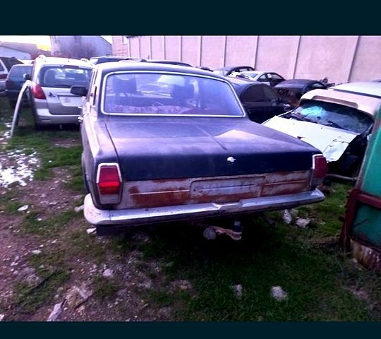 Черный ГАЗ 24, объемом двигателя 2.4 л и пробегом 96 тыс. км за 300 $, фото 1 на Automoto.ua