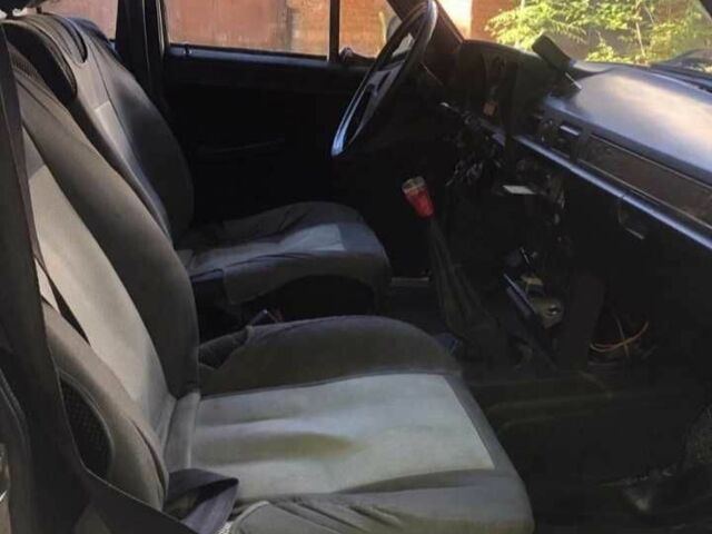 Серый ГАЗ 24, объемом двигателя 2.4 л и пробегом 280 тыс. км за 938 $, фото 5 на Automoto.ua