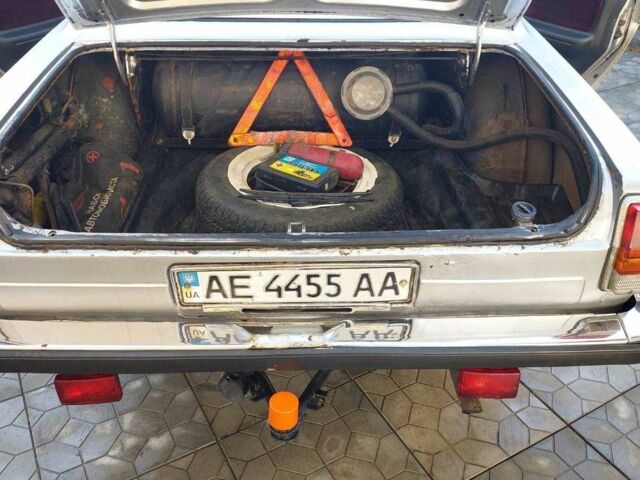 Сірий ГАЗ 24, об'ємом двигуна 2.4 л та пробігом 500 тис. км за 1194 $, фото 19 на Automoto.ua