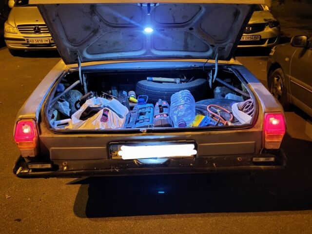 Сірий ГАЗ 24, об'ємом двигуна 2.4 л та пробігом 300 тис. км за 1000 $, фото 7 на Automoto.ua