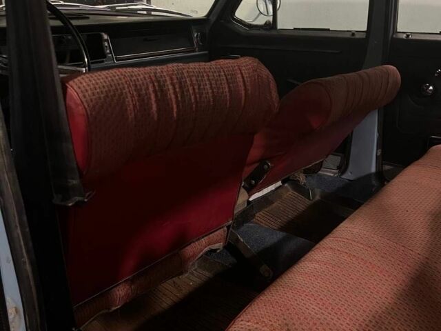 Серый ГАЗ 24, объемом двигателя 0 л и пробегом 1000 тыс. км за 500 $, фото 1 на Automoto.ua