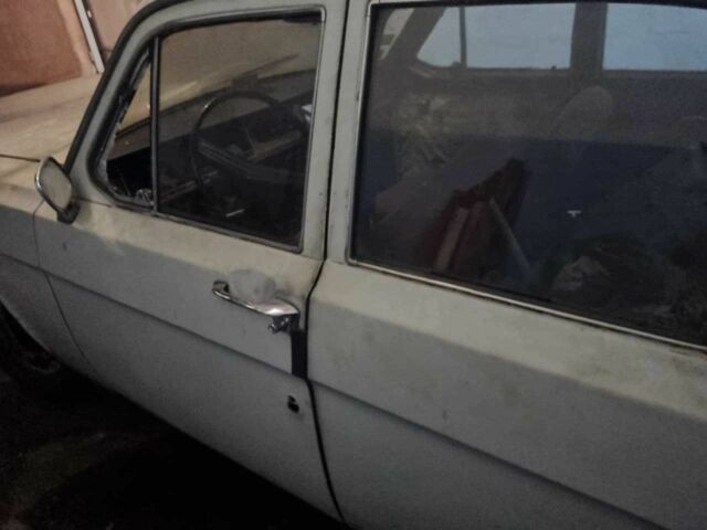 Серый ГАЗ 24, объемом двигателя 2.5 л и пробегом 300 тыс. км за 119 $, фото 5 на Automoto.ua