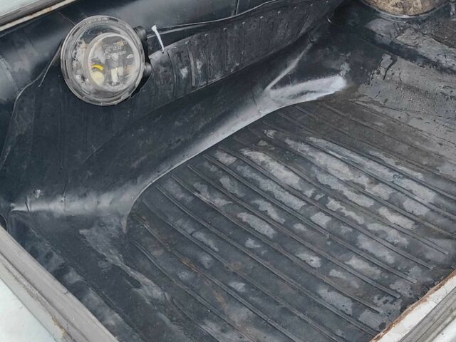 Сірий ГАЗ 24, об'ємом двигуна 2.4 л та пробігом 250 тис. км за 600 $, фото 1 на Automoto.ua