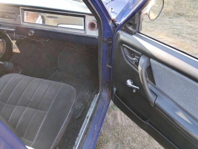 Синій ГАЗ 24, об'ємом двигуна 2.4 л та пробігом 129 тис. км за 484 $, фото 4 на Automoto.ua