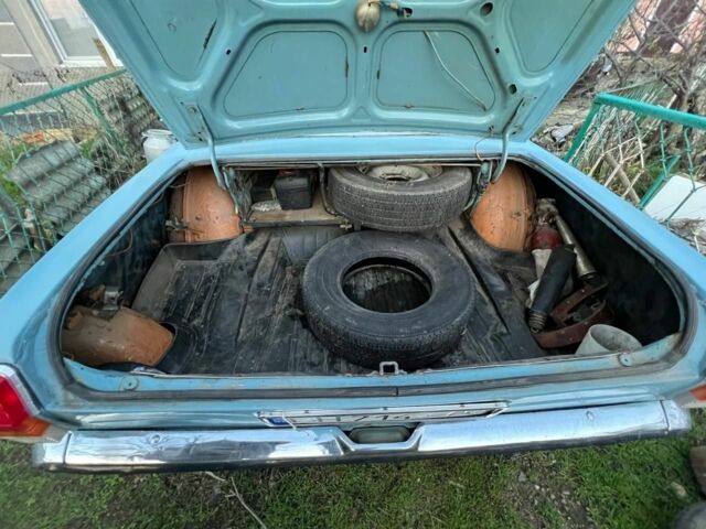 Синий ГАЗ 24, объемом двигателя 2.4 л и пробегом 300 тыс. км за 1500 $, фото 5 на Automoto.ua