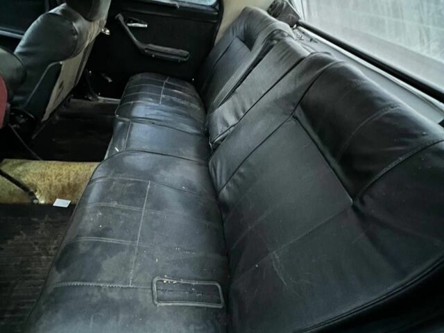 Синий ГАЗ 24, объемом двигателя 2.4 л и пробегом 300 тыс. км за 1500 $, фото 7 на Automoto.ua