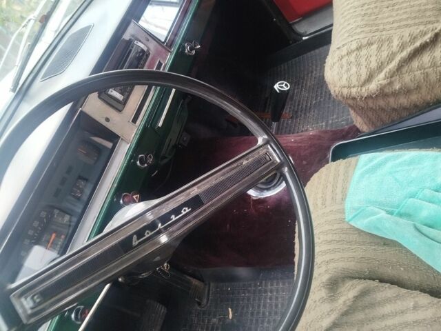 Зелений ГАЗ 24, об'ємом двигуна 2 л та пробігом 333 тис. км за 833 $, фото 5 на Automoto.ua