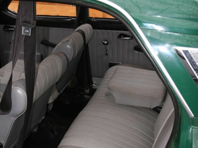 Зеленый ГАЗ 24, объемом двигателя 0 л и пробегом 100 тыс. км за 9000 $, фото 6 на Automoto.ua