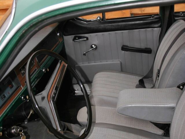 Зеленый ГАЗ 24, объемом двигателя 0 л и пробегом 100 тыс. км за 9000 $, фото 5 на Automoto.ua