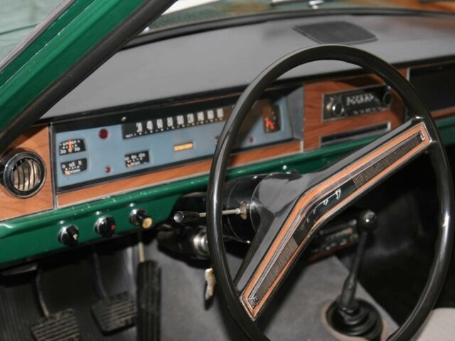 Зеленый ГАЗ 24, объемом двигателя 0 л и пробегом 100 тыс. км за 9000 $, фото 7 на Automoto.ua