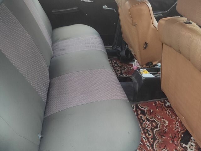 Зеленый ГАЗ 24, объемом двигателя 2.4 л и пробегом 200 тыс. км за 1200 $, фото 5 на Automoto.ua