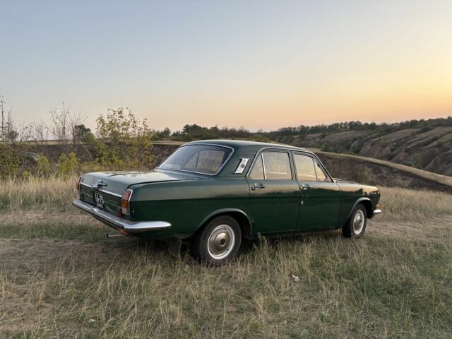 Зелений ГАЗ 24, об'ємом двигуна 2.4 л та пробігом 100 тис. км за 2000 $, фото 6 на Automoto.ua