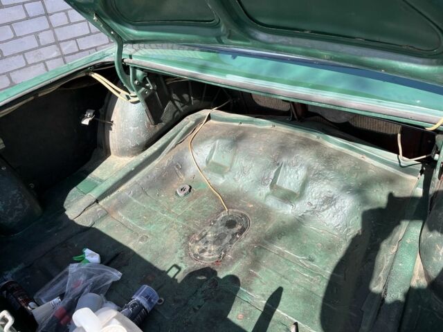 Зелений ГАЗ 24, об'ємом двигуна 2.4 л та пробігом 114 тис. км за 5600 $, фото 10 на Automoto.ua