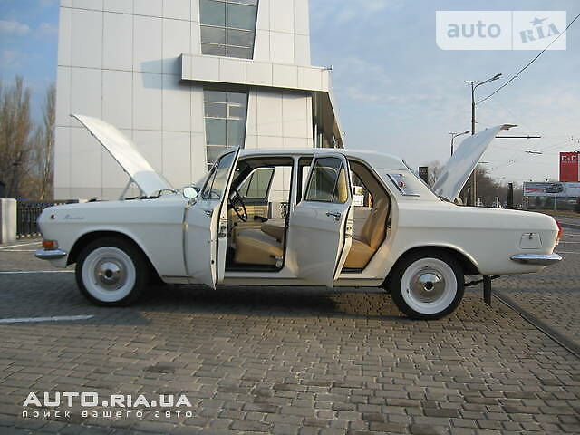 Белый ГАЗ 2401, объемом двигателя 2.5 л и пробегом 74 тыс. км за 12000 $, фото 4 на Automoto.ua