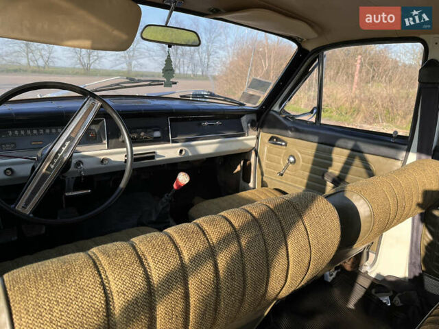 Белый ГАЗ 24 Волга, объемом двигателя 2.4 л и пробегом 70 тыс. км за 3000 $, фото 10 на Automoto.ua