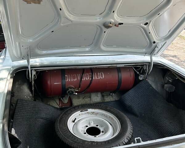 ГАЗ 24 Волга 1977 в Днепре (Днепропетровске) на Automoto.ua Белый ГАЗ 24 Волга, объемом двигателя 2.5 л и пробегом 95 тыс. км за 1000 $, фото 11 на Automoto.ua