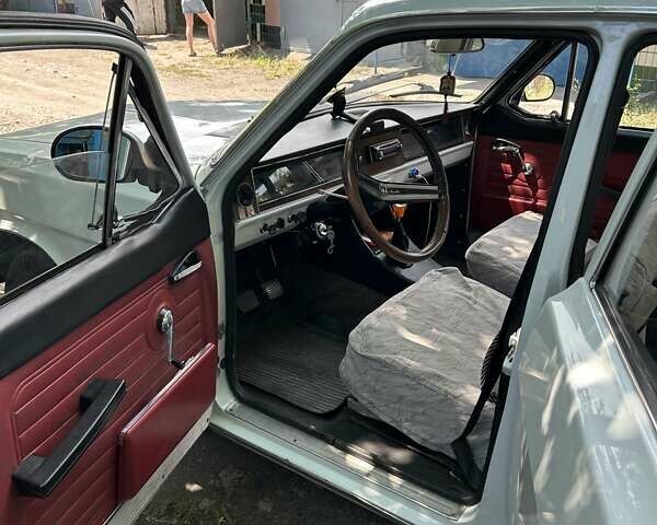 ГАЗ 24 Волга 1977 в Днепре (Днепропетровске) на Automoto.ua Белый ГАЗ 24 Волга, объемом двигателя 2.5 л и пробегом 95 тыс. км за 1000 $, фото 2 на Automoto.ua
