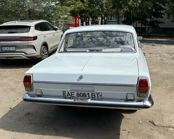 ГАЗ 24 Волга 1977 в Днепре (Днепропетровске) на Automoto.ua Белый ГАЗ 24 Волга, объемом двигателя 2.5 л и пробегом 95 тыс. км за 1000 $, фото 3 на Automoto.ua