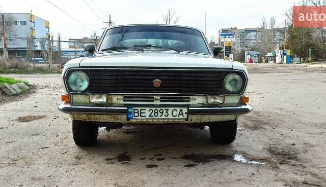 Белый ГАЗ 24 Волга, объемом двигателя 2.4 л и пробегом 160 тыс. км за 1000 $, фото 2 на Automoto.ua