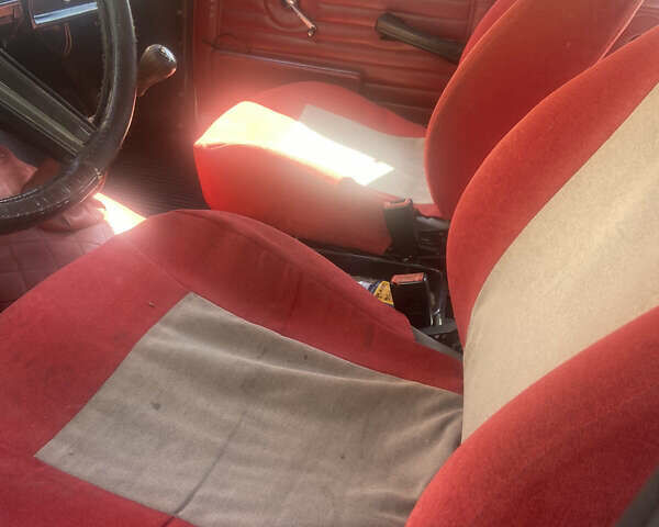 ГАЗ 24 Волга 1982 в Хмельницком на Automoto.ua Белый ГАЗ 24 Волга, объемом двигателя 0 л и пробегом 300 тыс. км за 550 $, фото 6 на Automoto.ua