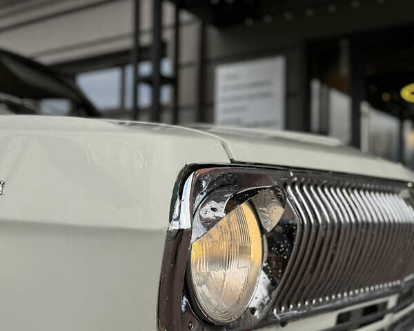 Бежевый ГАЗ 24 Волга, объемом двигателя 0 л и пробегом 52 тыс. км за 3500 $, фото 3 на Automoto.ua