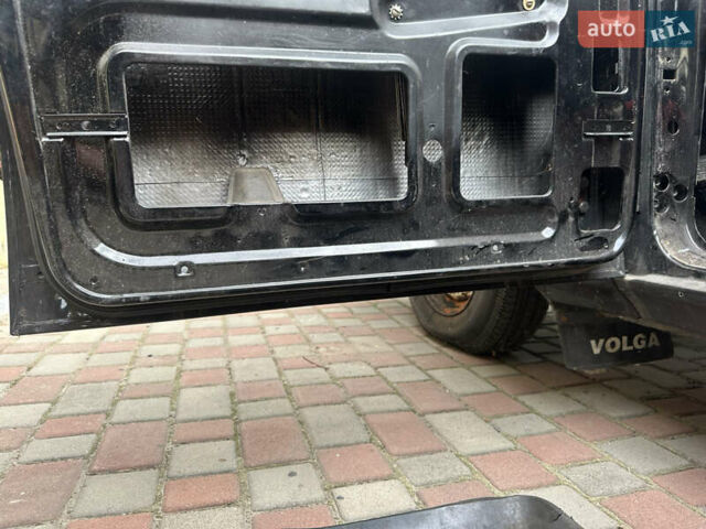 Черный ГАЗ 24 Волга, объемом двигателя 2.4 л и пробегом 1 тыс. км за 2000 $, фото 42 на Automoto.ua