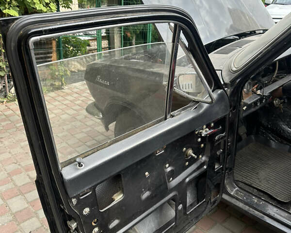 Черный ГАЗ 24 Волга, объемом двигателя 2.4 л и пробегом 1 тыс. км за 2000 $, фото 33 на Automoto.ua