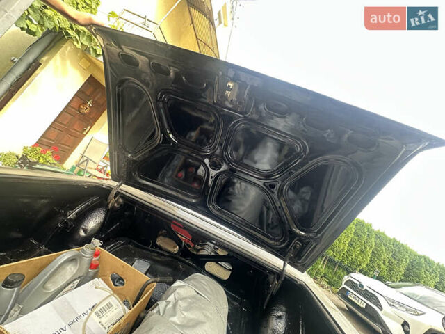 Черный ГАЗ 24 Волга, объемом двигателя 2.4 л и пробегом 1 тыс. км за 2000 $, фото 11 на Automoto.ua