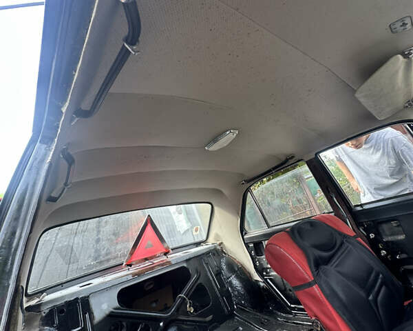 Черный ГАЗ 24 Волга, объемом двигателя 2.4 л и пробегом 1 тыс. км за 2000 $, фото 14 на Automoto.ua