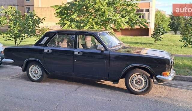 Червоний ГАЗ 24 Волга, об'ємом двигуна 2.4 л та пробігом 200 тис. км за 650 $, фото 2 на Automoto.ua