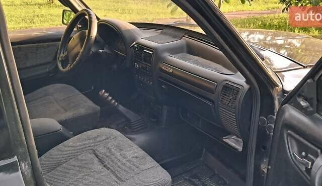 Червоний ГАЗ 24 Волга, об'ємом двигуна 2.4 л та пробігом 200 тис. км за 650 $, фото 4 на Automoto.ua