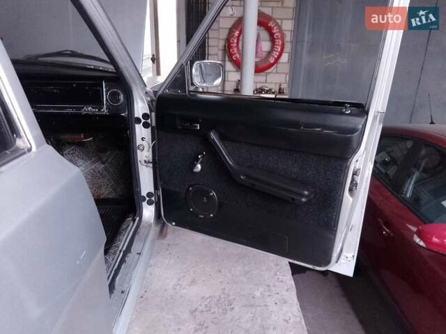 Серый ГАЗ 24 Волга, объемом двигателя 2.45 л и пробегом 100 тыс. км за 1000 $, фото 10 на Automoto.ua