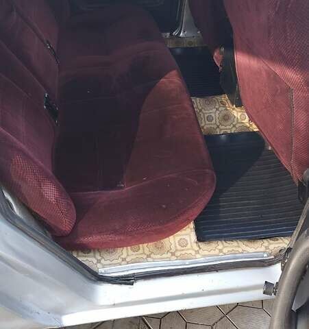 Серый ГАЗ 24 Волга, объемом двигателя 2.45 л и пробегом 500 тыс. км за 1542 $, фото 14 на Automoto.ua