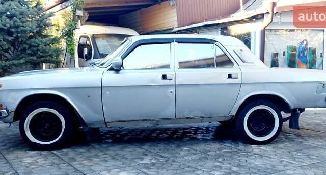 Серый ГАЗ 24 Волга, объемом двигателя 2.45 л и пробегом 500 тыс. км за 1542 $, фото 1 на Automoto.ua