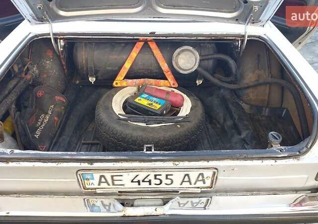 Серый ГАЗ 24 Волга, объемом двигателя 2.45 л и пробегом 500 тыс. км за 1542 $, фото 8 на Automoto.ua