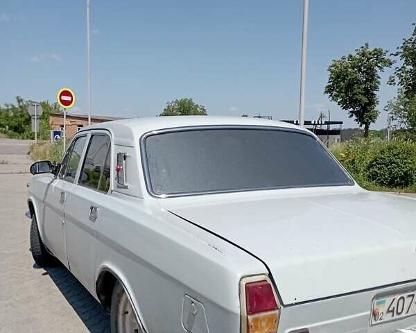 Серый ГАЗ 24 Волга, объемом двигателя 2.4 л и пробегом 400 тыс. км за 800 $, фото 2 на Automoto.ua
