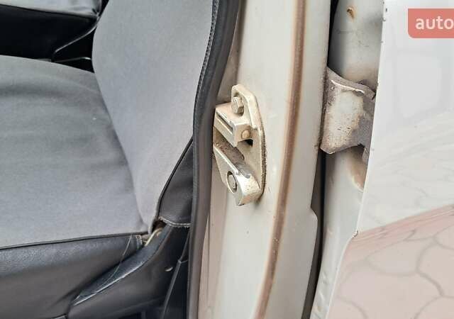 Сірий ГАЗ 24 Волга, об'ємом двигуна 2.5 л та пробігом 31 тис. км за 9800 $, фото 69 на Automoto.ua