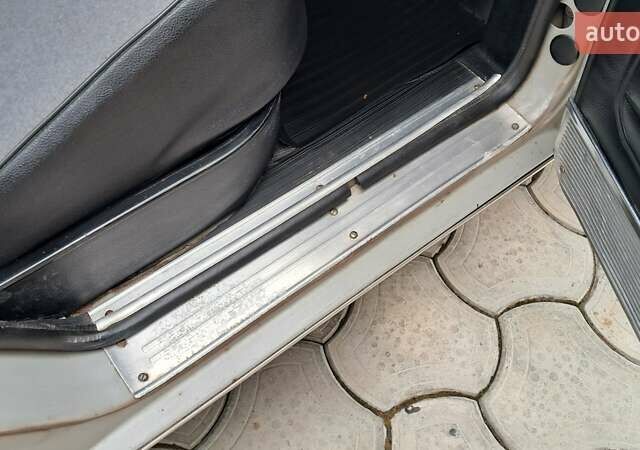 Сірий ГАЗ 24 Волга, об'ємом двигуна 2.5 л та пробігом 31 тис. км за 9800 $, фото 60 на Automoto.ua