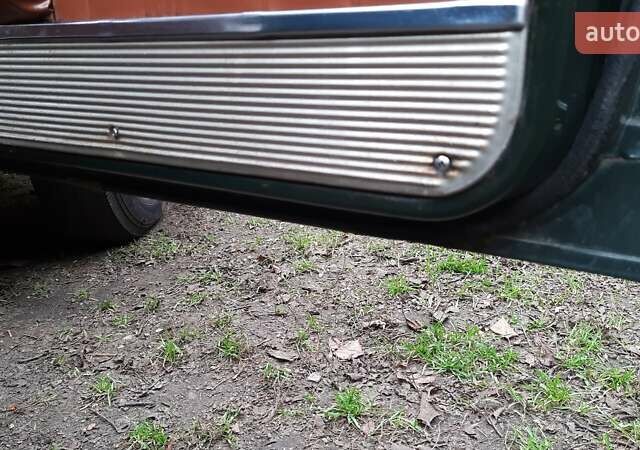 Зелений ГАЗ 24 Волга, об'ємом двигуна 2.4 л та пробігом 110 тис. км за 10000 $, фото 17 на Automoto.ua