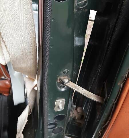 Зелений ГАЗ 24 Волга, об'ємом двигуна 2.4 л та пробігом 110 тис. км за 10000 $, фото 14 на Automoto.ua