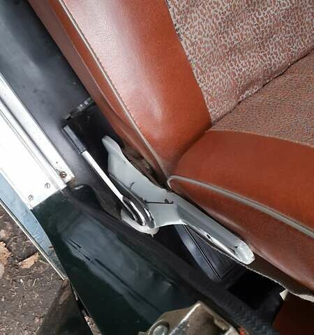 Зелений ГАЗ 24 Волга, об'ємом двигуна 2.4 л та пробігом 110 тис. км за 10000 $, фото 20 на Automoto.ua